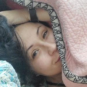 Meet your Posher, Vanessa